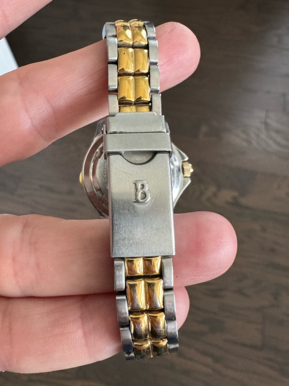 Vintage Women’s Bulova Two-Toned Marine Star Watch - Picture 6 of 9